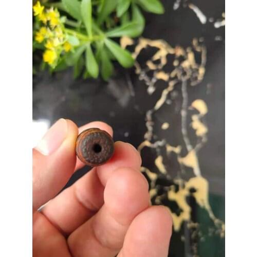 Tibetan Natural day bead, nine eyes ward off evil spirits to protect peace pendant, original stone hand channel bracelet pendant