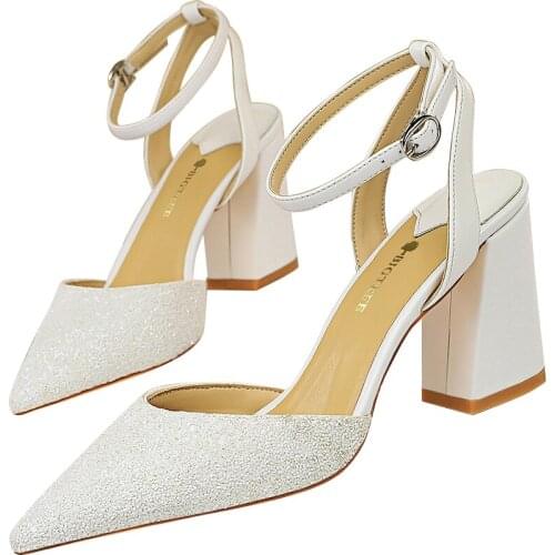 European style, high heel, superficial cut, biscuits, sequins, studs, sandals, summer fashion, mail packing