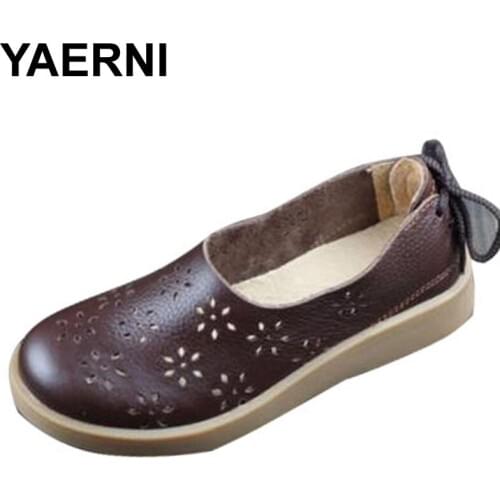 YAERNI Women Shoes Flat Hollow Out Breathable Summer Shoes 100% Authentic Leather Round toe Slip On Flats Female Footwear