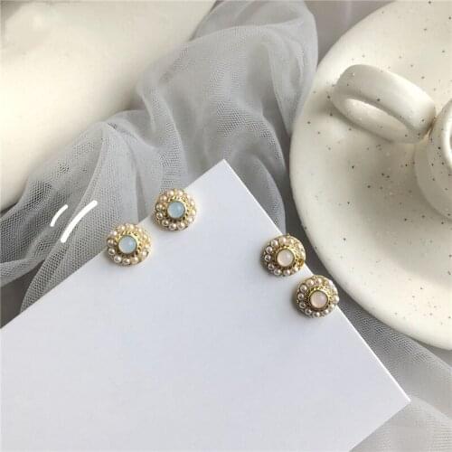 Korean Romantic Round Opal Pearl Inlaid Flower Stud Earrings Fashion Simple Petal Earrings for Women Girls Kids Ear Jewelry Gift