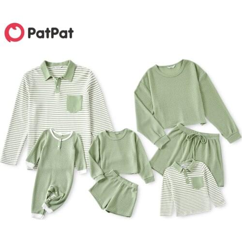 PatPat Green Stripe Family Matching Long Sleeve Sweatshirts Set