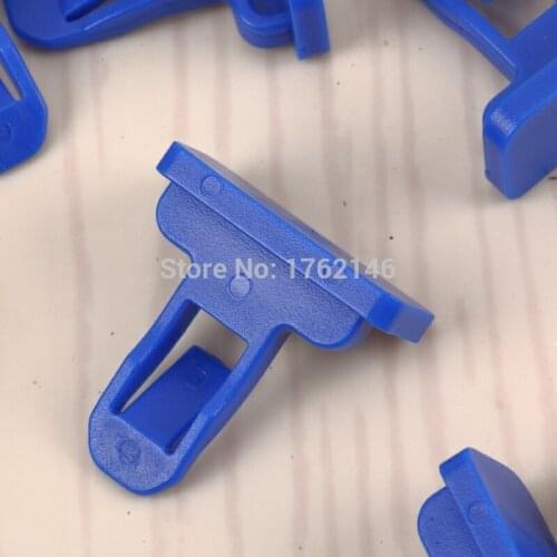 500PCS / LOT BLUE NYLON TRIM BUMPER CLIPS FASTENERS 75392-04010 FOR TOYOTA CAMRY PRIUS HILUX RAV4 YARIS Land Cruiser 2008-2016