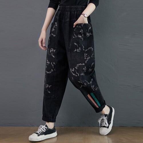 Autumn Winter New Fashion Women Jean Trousers Elastic Waist Vintage Print Loose Jeans Plus Size Cotton Denim Harem Pants M628