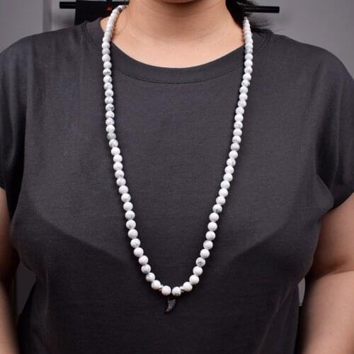 HOBBORN Chokers On The Neck