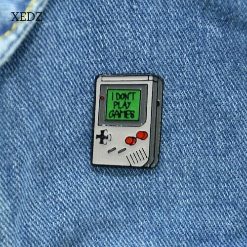 XEDZ Cartoon gray mobile game console remote control I don't play game text childrens fun enamel pin metal badge punk clothes l
