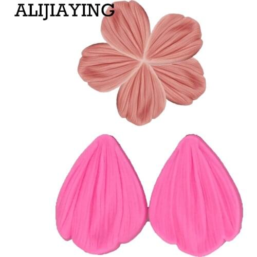 M0681 2Pcs/set chrysanthemum petal cake decorating tools flower Fondant chocolate Silicone mold dessert decorators moulds