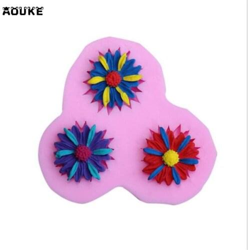Cute little Daisy 3D Fondant Cake Silicone Mold Chocolate Molds Pastry Mould Jello Pudding Ice Cube Soap Molds DIY Baking Tools