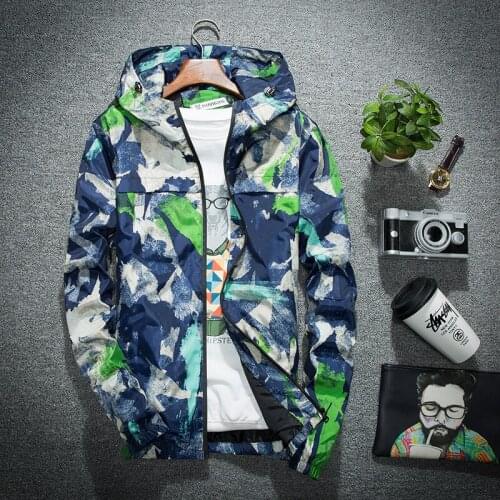 New Arrival Mens Fashion Brand Camouflage Jacket Spring Summer Tide Male Hooded Thin Sunscreen windbreaker Coat jacket