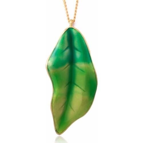 2020 New Fashion Trendy Gold Color Green Enamel Leaf Pendant Necklace for Women Girls Jewelry Long Chain Patry Gift