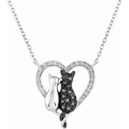 Creative Black And White Couple Crystal Little Cat Heart Necklace Clavicle Chain Pendant Jewelry Gift for Friends