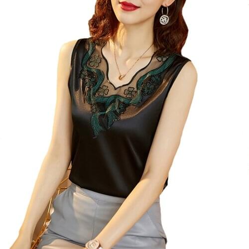M-5XL Korean fashion Satin White shirt Patchwork Women lace Tops V-neck Fashion Summer Tank Tops Blusa