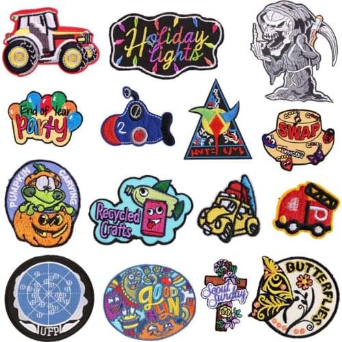 Car Embroidered Patch Iron on Patches For Clothes Applique Sewing on Fabric Badge DIY Apparel Accessori Decoration E