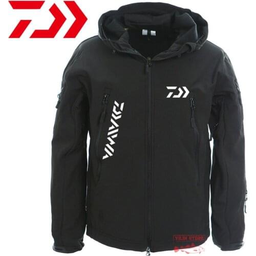 Daiwa Fishing Clothes Soft Shell Camouflage Jacket Outdoor Windbreaker Waterproof Windproof Outerwear Winter Fishing Jackets