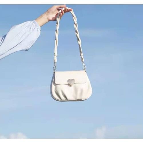 Baguette Saddle Shoulder Bags For Women Solid Color Retro Love Buckles Pleated 2021 New Designer All-Match Casual Handbags