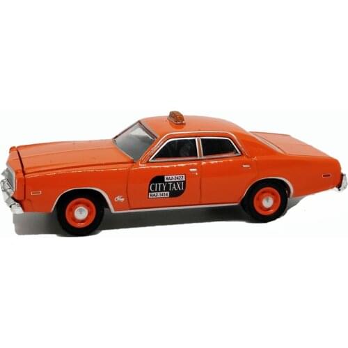 1:64 Greenlight Plymouth fury 1977 orange City Taix No Box