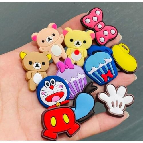 1PCS M Friends Horse Animals Fish Unicorn Ponys Horse Shoe Charms Fit wristbands Shoe Decoration Buckle Kids Gift Croc Jibz