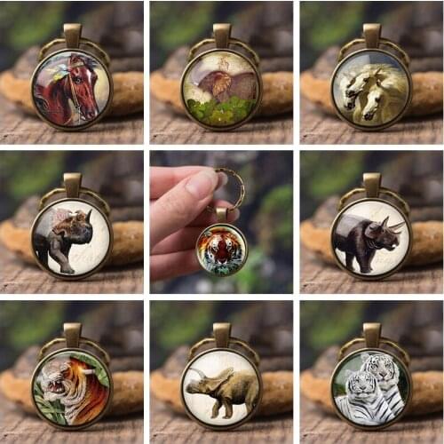 Elephant Tiger Horse Rhino Round Photo Wild Animal Keychain Car Key Ring Glass Cabochon Jewelry Cute Pet Pendant Women Men Gift