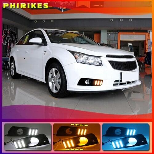 2PCS For chevrolet cruze 2009 2010 2011 2012 2013 2014 DRL Daytime Running Light fog lamp cover with yellow turn signal