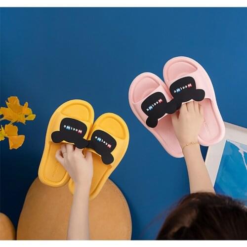 Womens Summer Slippers Cartoon Slides Non-slip Indoor Bathroom Flip Flops Men Outside Slippers Beach Zapatos Hombre chaussons