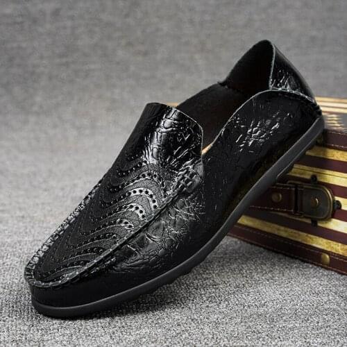 Shoes men Fashion Genuine Leather Men Comfortable Loafers Men Casual Shoes Moccasins Slip On Mens Flats Breathable Male Shoes