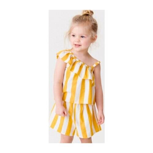 2 Pieces Kids Suit Set Girls Striped Oblique Shoulder Sleeveless Tops+ Short Pants for Summer Yellow Norrow Striped 2-6 Years