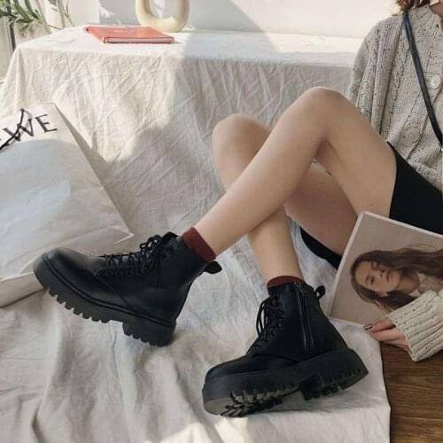 Popular Autumn New Korean Fashion Handsome Lace-up Motorcycle Boots Net Red Thick-soled Casual Round Toe Boots Women990