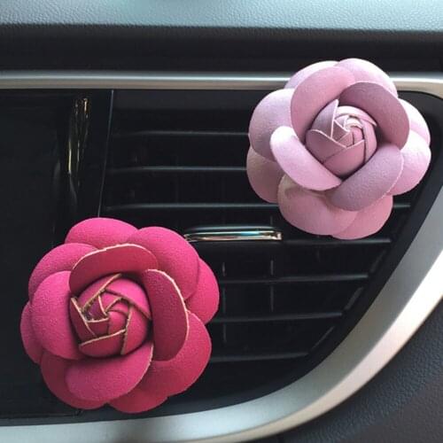 New Universal Car Use Perfume Seat Car Ornaments with Crystal Creative Charm Beautiful Camellia Flower Car Accessories Sliver