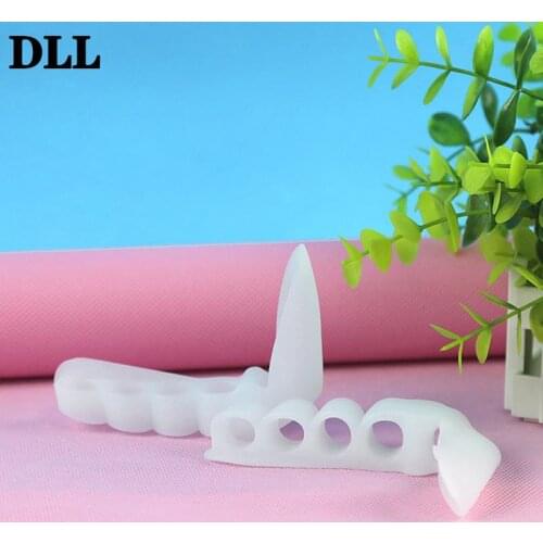 1Pair Foot Finger Splitter Thumb Bunion Correctors Hallux Valgus Corrector Spacer Feet Spreader Silicone Toe Separators