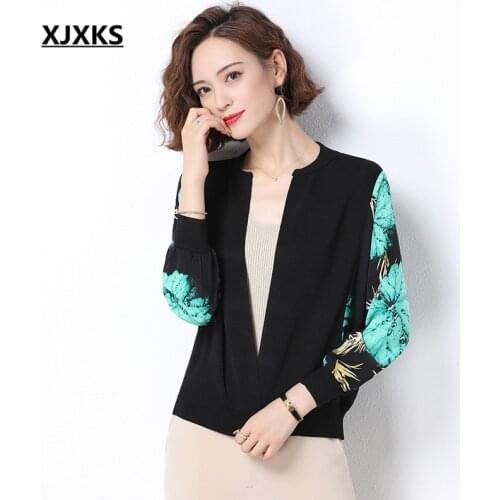 XJXKS 2020 new women autumn jacket high-end cashmere knitted cardigan fashion zipper women sweater small coat