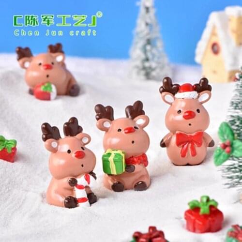 ZOCDOU 1 Piece Cute Christmas Deer Small Statue Little Figurine Crafts Figure Ornament Miniatures