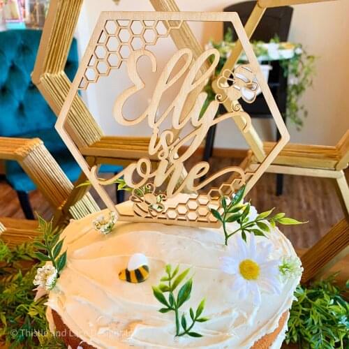 Bee custom cake topper, Bumble bee birthday cake topper, Bee day cake topper, First birthday bee Party Cake Decorations