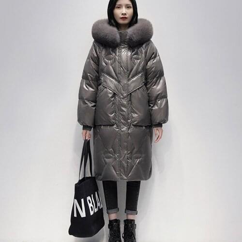 2021 New Womens Down Coat Winter Long 90% White Duck Down Coats Long Down Jacket Large Size Loose Fox Fur Collar Down Parkas