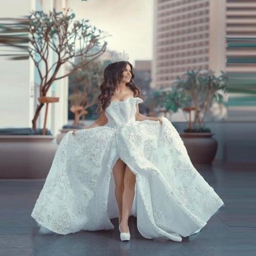 Sexy Slit Wedding Dresses Strapless Crystals Beaded Lace Appliques 3D Flower Long Train Bridal Wedding Gowns In Dubai