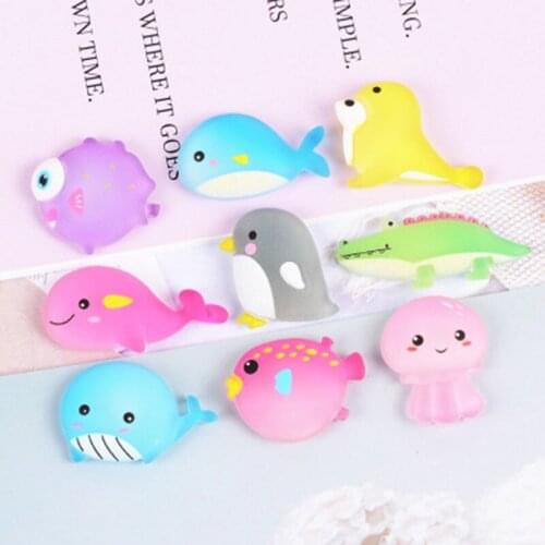 ZOCDOU 5 Pieces Glitter Mermaid Small Statue Little Figurine Crafts Figure Ornament Miniatures