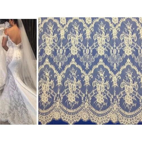 2017 new style pretty lace fabric high quality bridal dress lace material wholesale and retail 3 meters / pcs