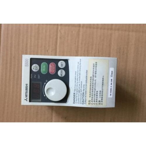 FR-S520SE-0.4K-CHT 0.4KW 220V inverter , used in good condition . 80% appearance new , good working , free shipping