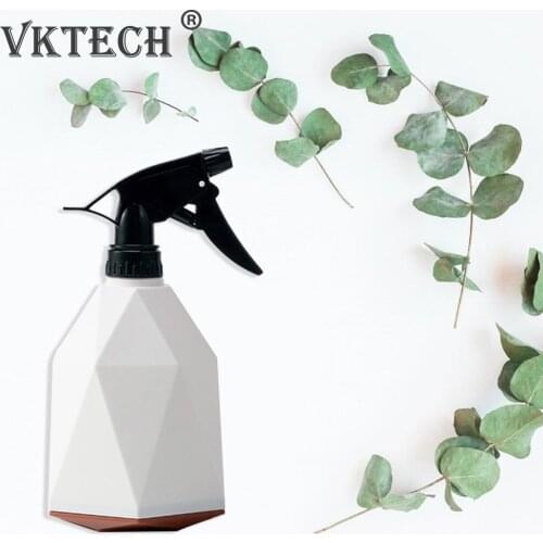 Hand Pressure Gardening Watering Can 600ml Plastic Plants Mister Sprayer Watering Pot Fine Mist Garden Spray Bottle
