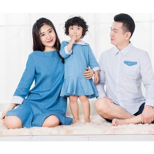 Family Matching Outfits Mother Daughter Blue Dresses Father Son Long Sleeve T Shirts Shirt Family Look Summer Vacation Clothes