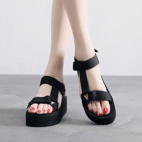 2021 New Women Summer Soft Slip Sandals Woman Buckle Strap Foam Sole Durable Sandals Ladies Outdoor Casual Beach Shoes