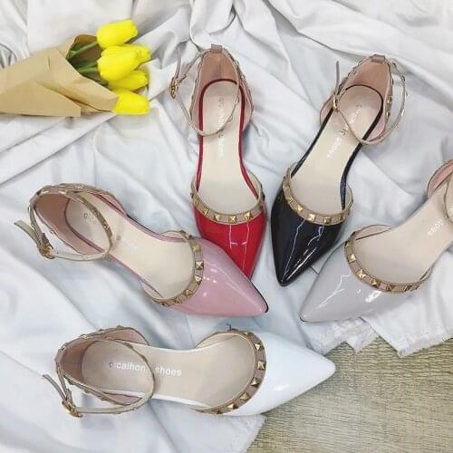 Women Flats Shoes Rivet Pointed Toe Patent Leather Gladiator Sexy Stud Women Ballet Flat Sandals