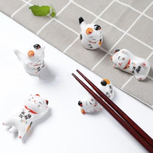 5Pcs/Set Japanese Ceramic Luckly Cat Chopstick Holder Tableware For Home Hotel Ornaments Decoration Suppliers