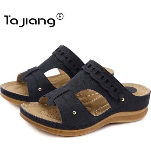 Ta Jiang New thick-soled slope heel slippers European and American fashion hollow summer female gladiator beach slippers T2730-7