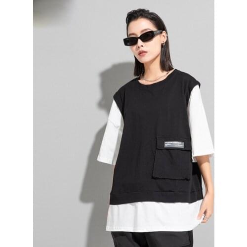 Ladies summer new black and white color splicing personality fake two design casual large size short sleeve T shirt