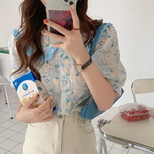 Korean Version of the Heavy Industry Doll Collar Floral Blouse Female Summer New French Niche Puff Sleeve Loose Wild Shirt