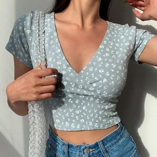 Casual V Neck Vintage Women Crop Top Short Sleeve Blue Flower Print Cross Pleated T-shirt High Waist Female Tee TShirt Slim Tops