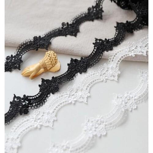 2 Meters 3cm Width Pretty Costume Decor Floral Lace Trimming Embroidery Sew DIY Craft White Black Lace Trim New