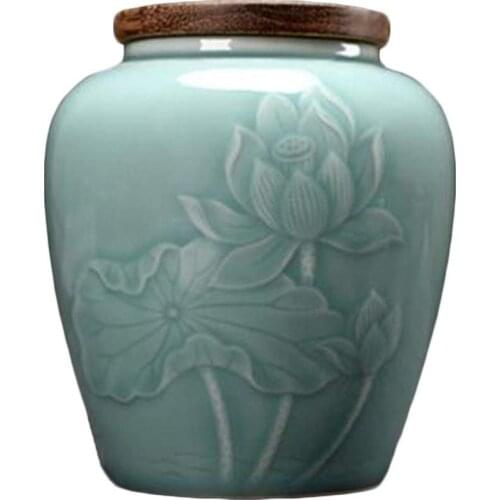 Pet urns Keepsake Cremation Urns Three-Dimensional Ceramics Embossed Lotus Engraved for Human ashes large animal ashes Remains