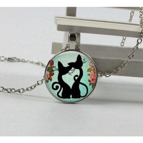 ZUWEI WU wholesale glass crystal art cat necklace kitty shabby chic cat pendant round cabochon necklace