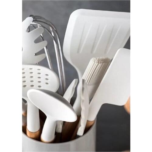 Nordic Style Silicone Kitchen Cooking Utensils Wooden Handle Kitchenware Set Baking Tools Shovel Cookware Kit With Storage Box