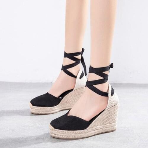 A COUPLE OF LINES Women's Shoes With A Strap